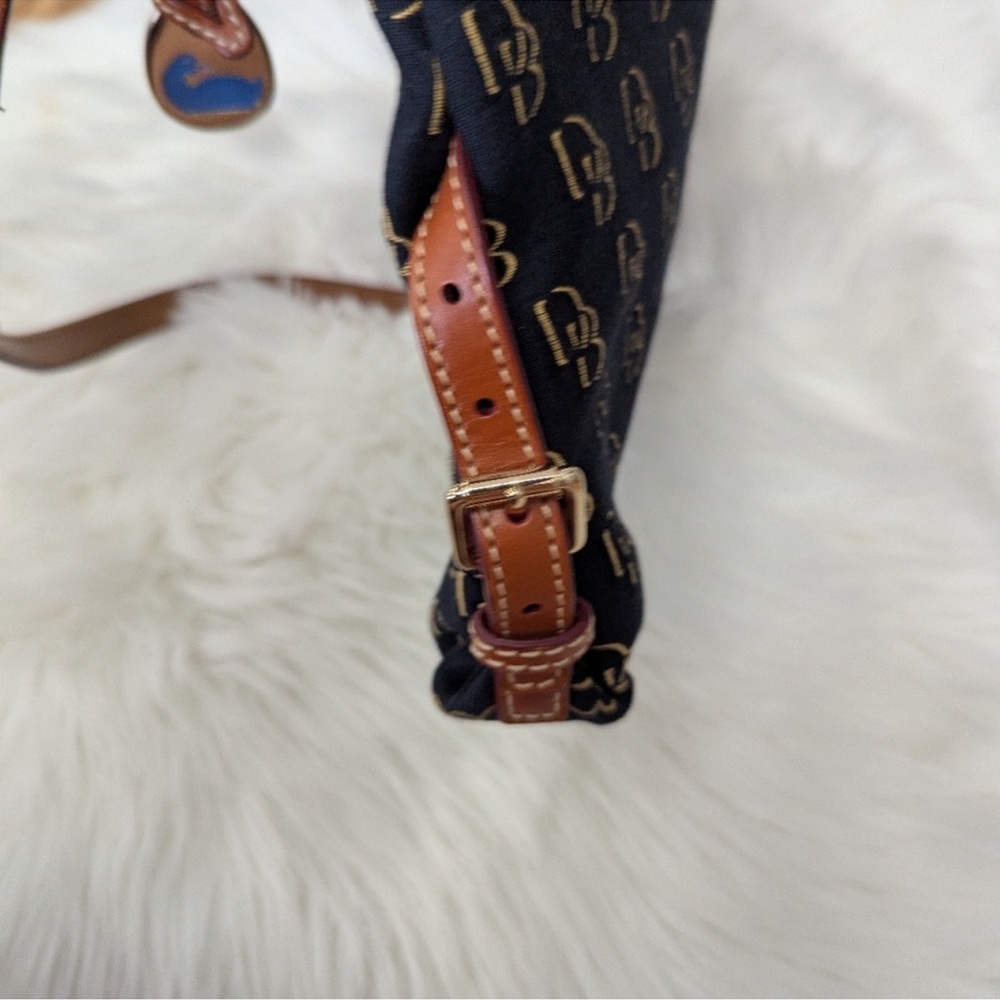 Dooney & Bourke Gretta Black Hobo Handbag ( see photos & description) - Picture 6 of 10